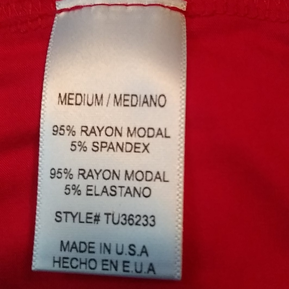 Red top - Picture 4 of 4